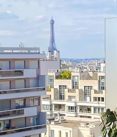 Appartement Loft With Romantic View Over The Eiffel Tower