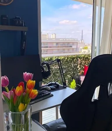 Apartmán Loft With Romantic View Over The Eiffel Tower
