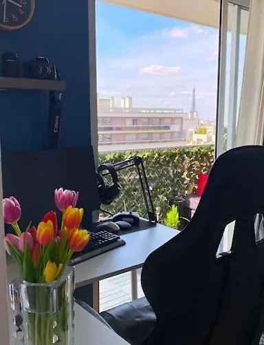 Lägenhet Loft With Romantic View Over The Eiffel Tower